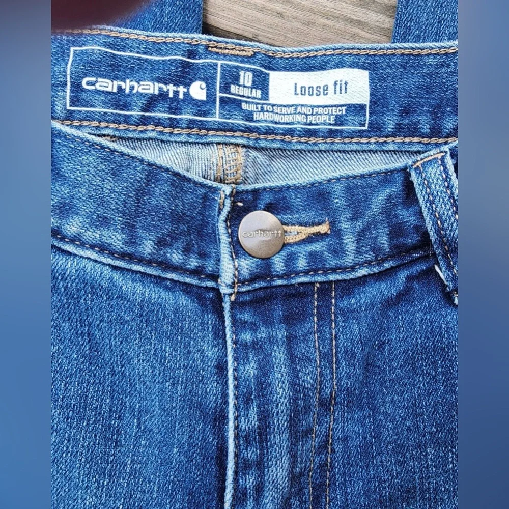 Carhartt- ladies loose fit jeans- size 10- excellent shape!